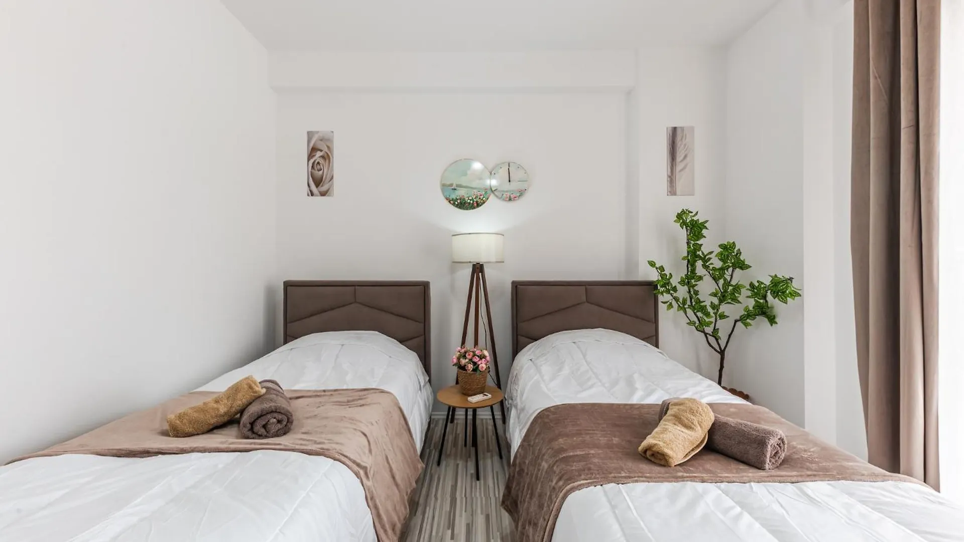 Ef Sunshine 3 Bedrooms Full Sea View Durrës 0*,  Albánie